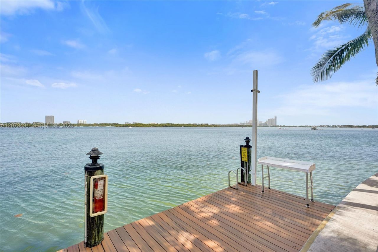 10350 W Bay Harbor Dr, Unit 3G, Bay Harbor Islands, FL 33154 Photo