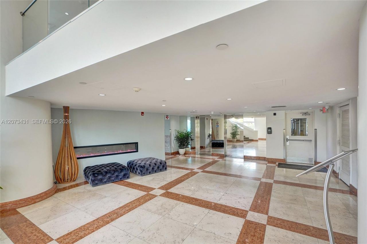 10350 W Bay Harbor Dr, Unit 3G, Bay Harbor Islands, FL 33154 Photo