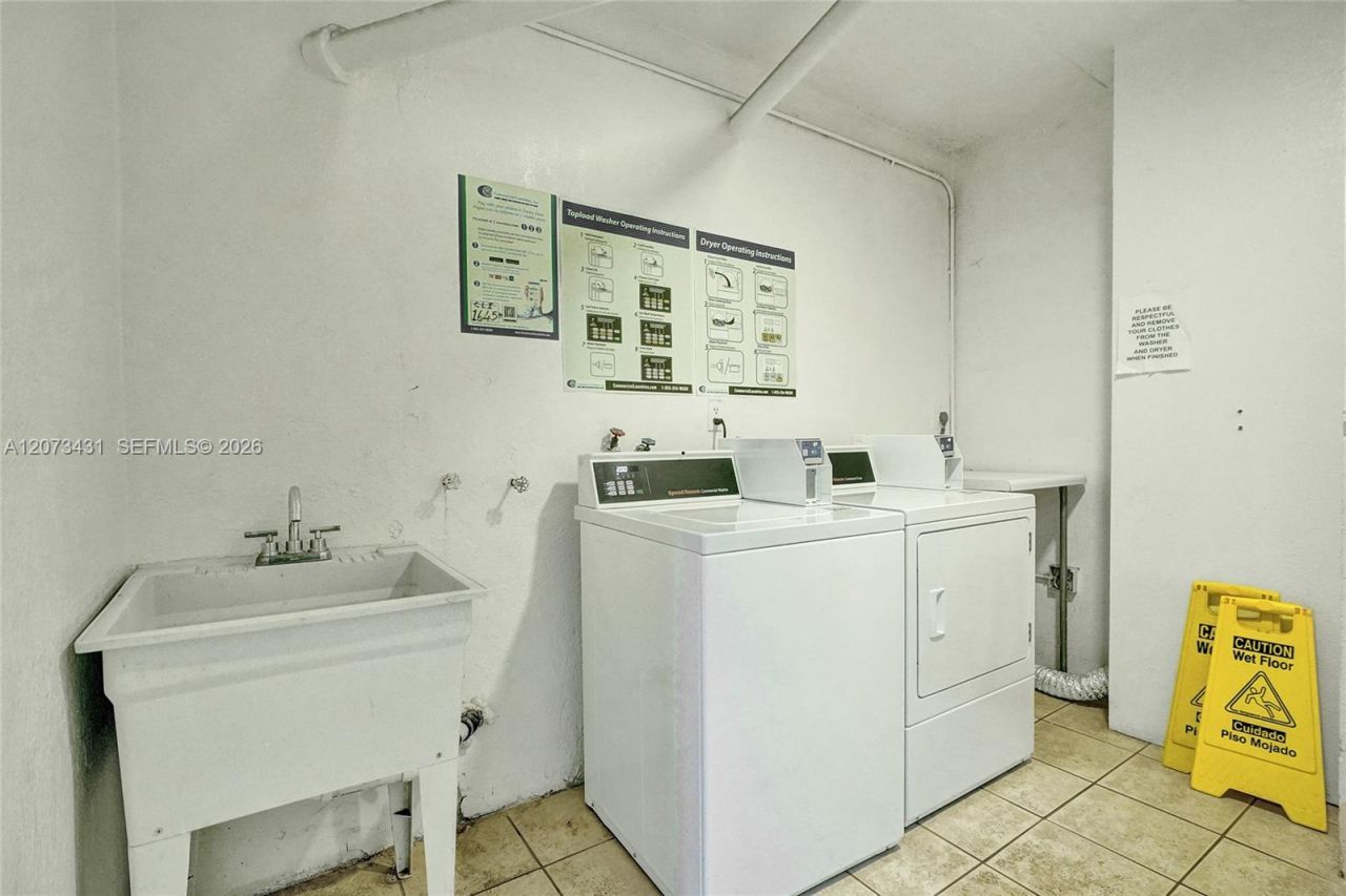 10350 W Bay Harbor Dr, Unit 3G, Bay Harbor Islands, FL 33154 Photo