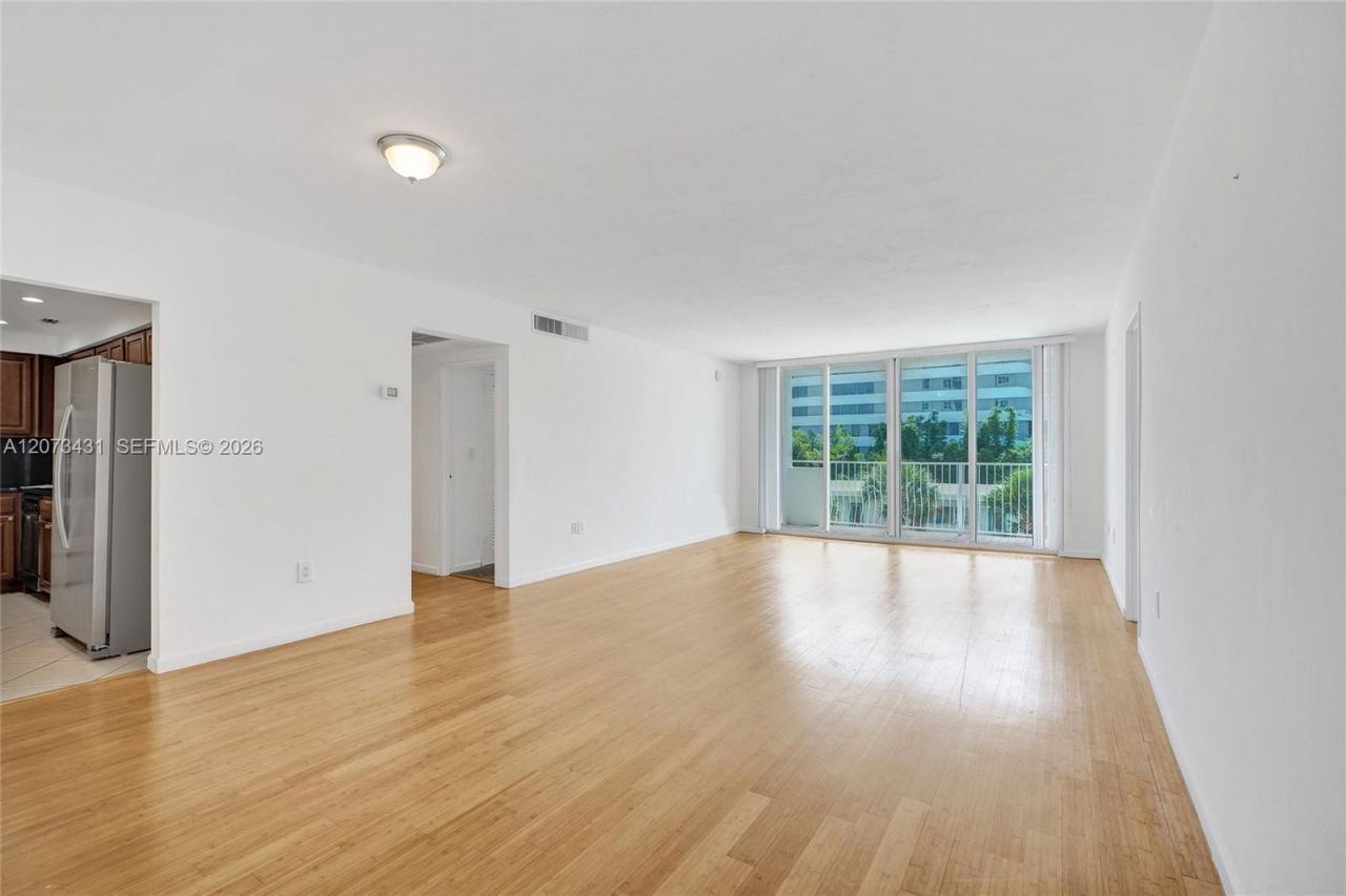 10350 W Bay Harbor Dr, Unit 3G, Bay Harbor Islands, FL 33154 Photo