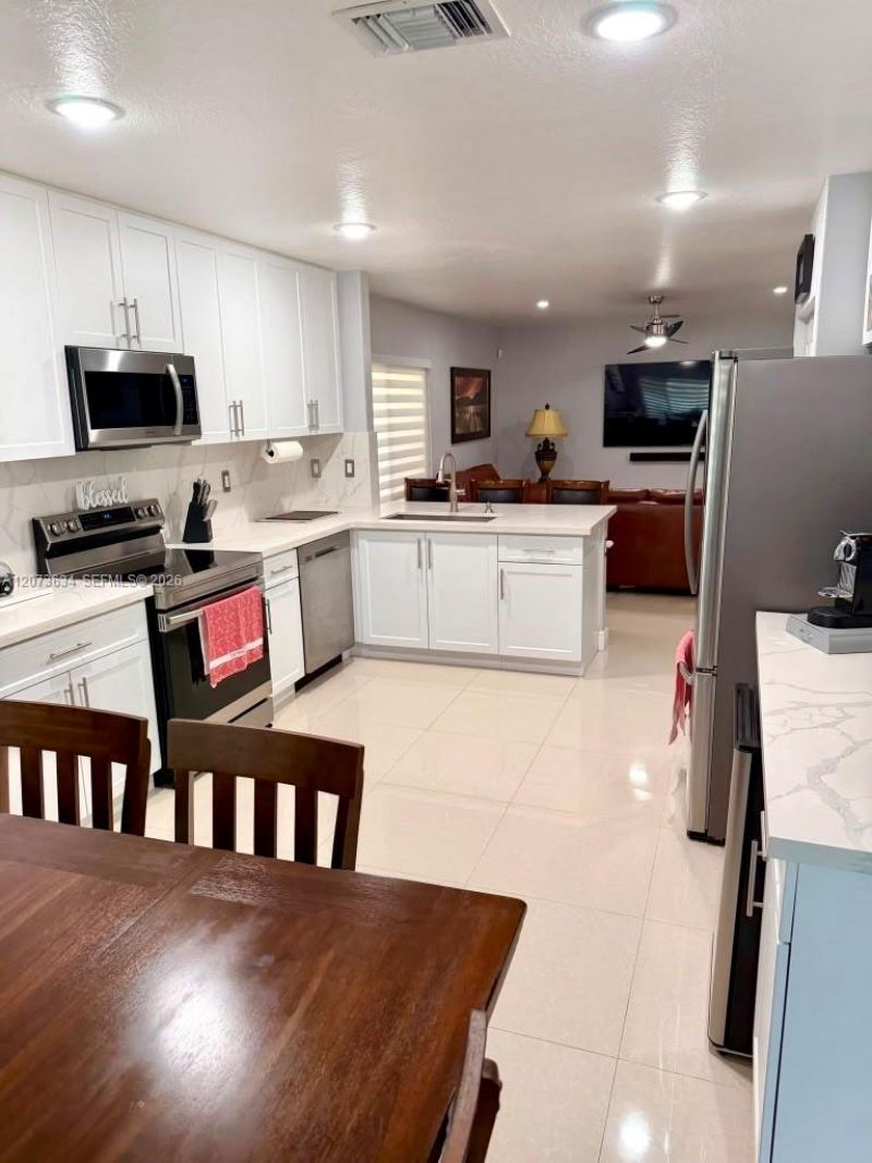 23706 SW 108th Pl , Homestead, FL 33032 Photo