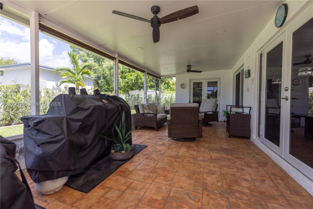 23706 SW 108th Pl , Homestead, FL 33032 Photo