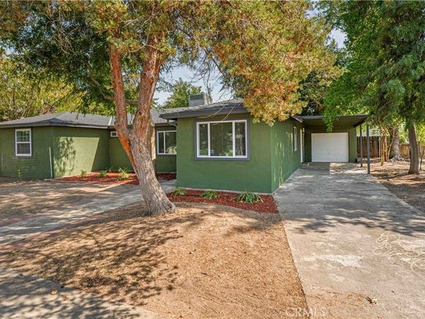 113 W Palo Alto Avenue, Fresno, CA 93704