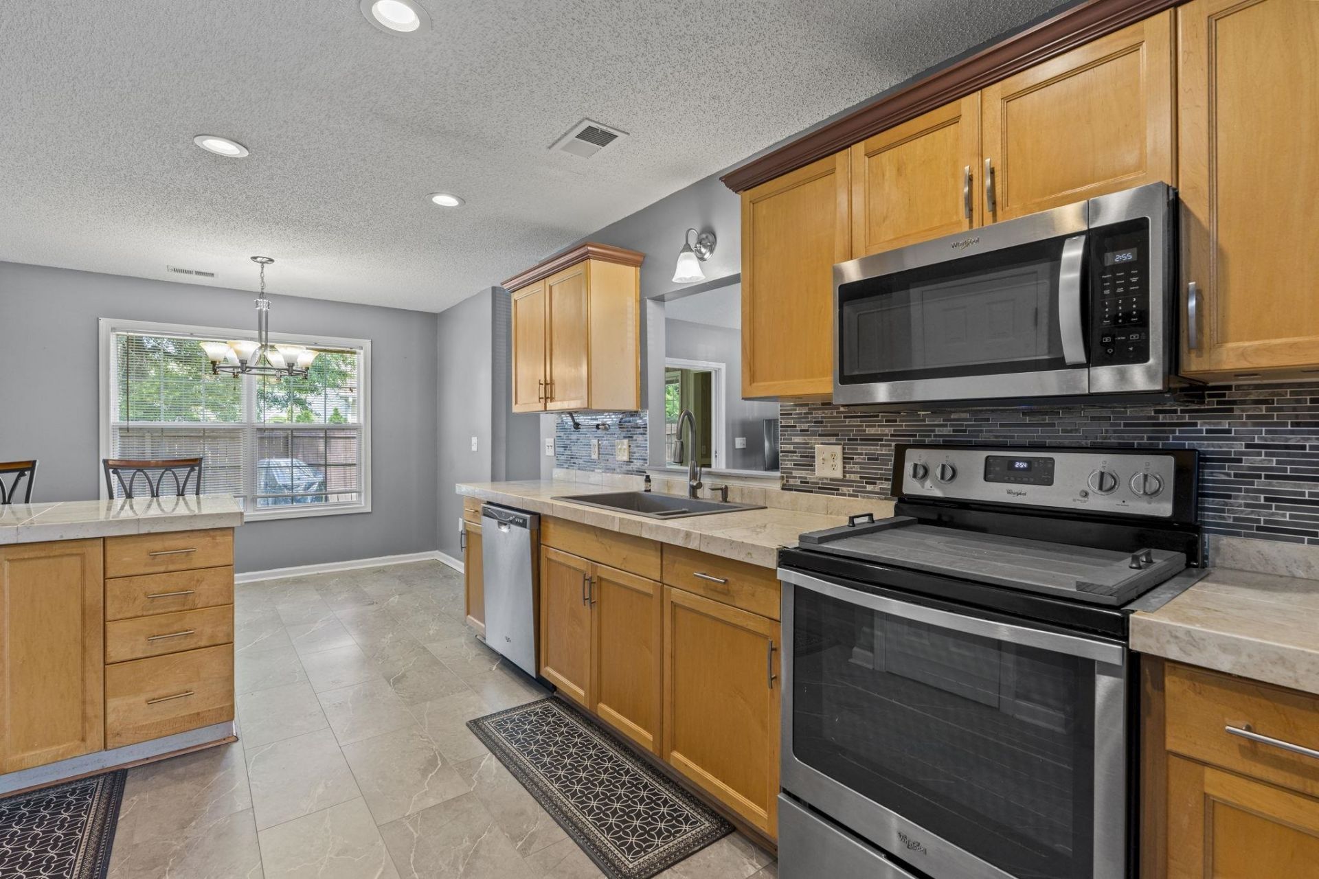 2295 Seaford Dr. Photo 17