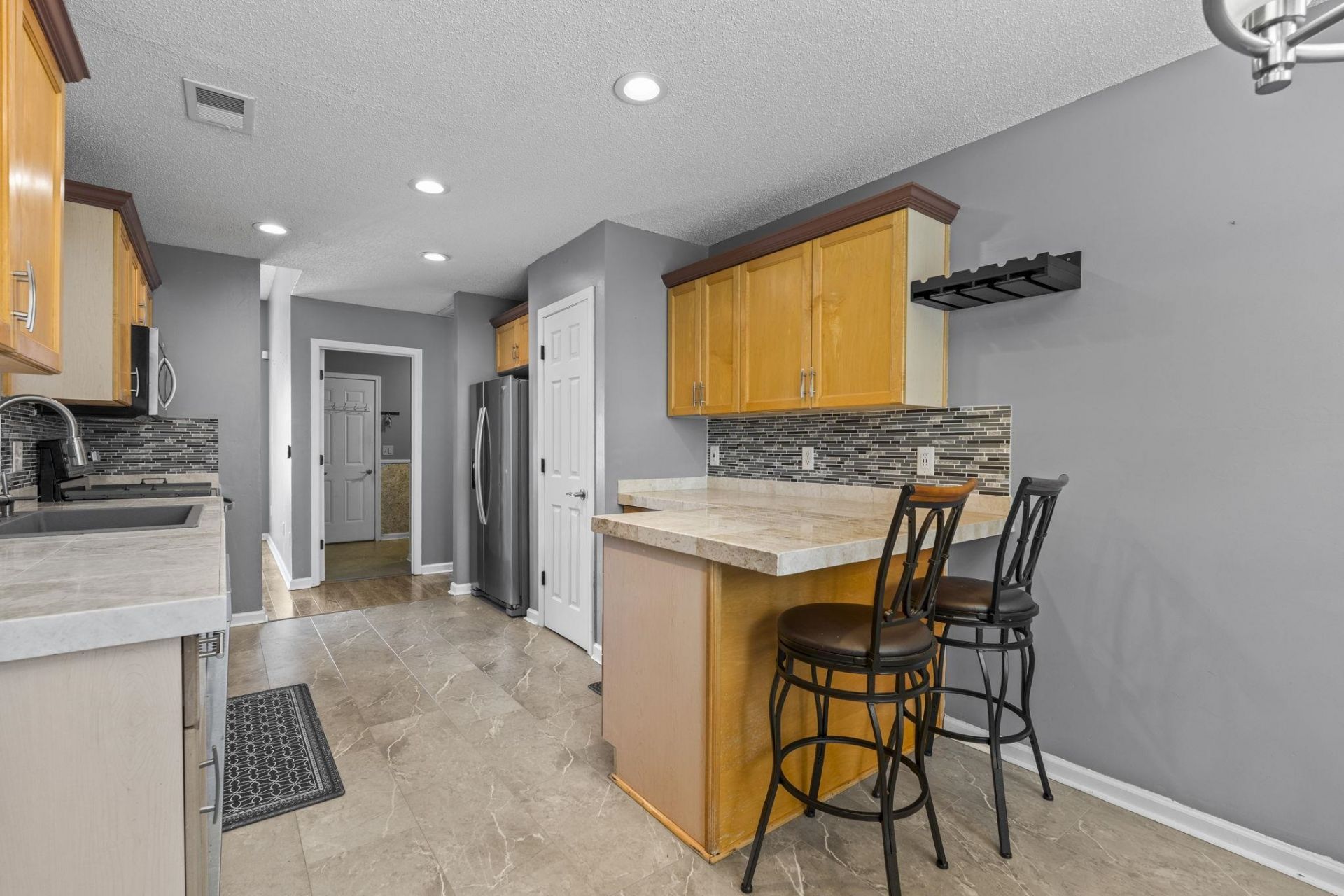 2295 Seaford Dr. Photo 19