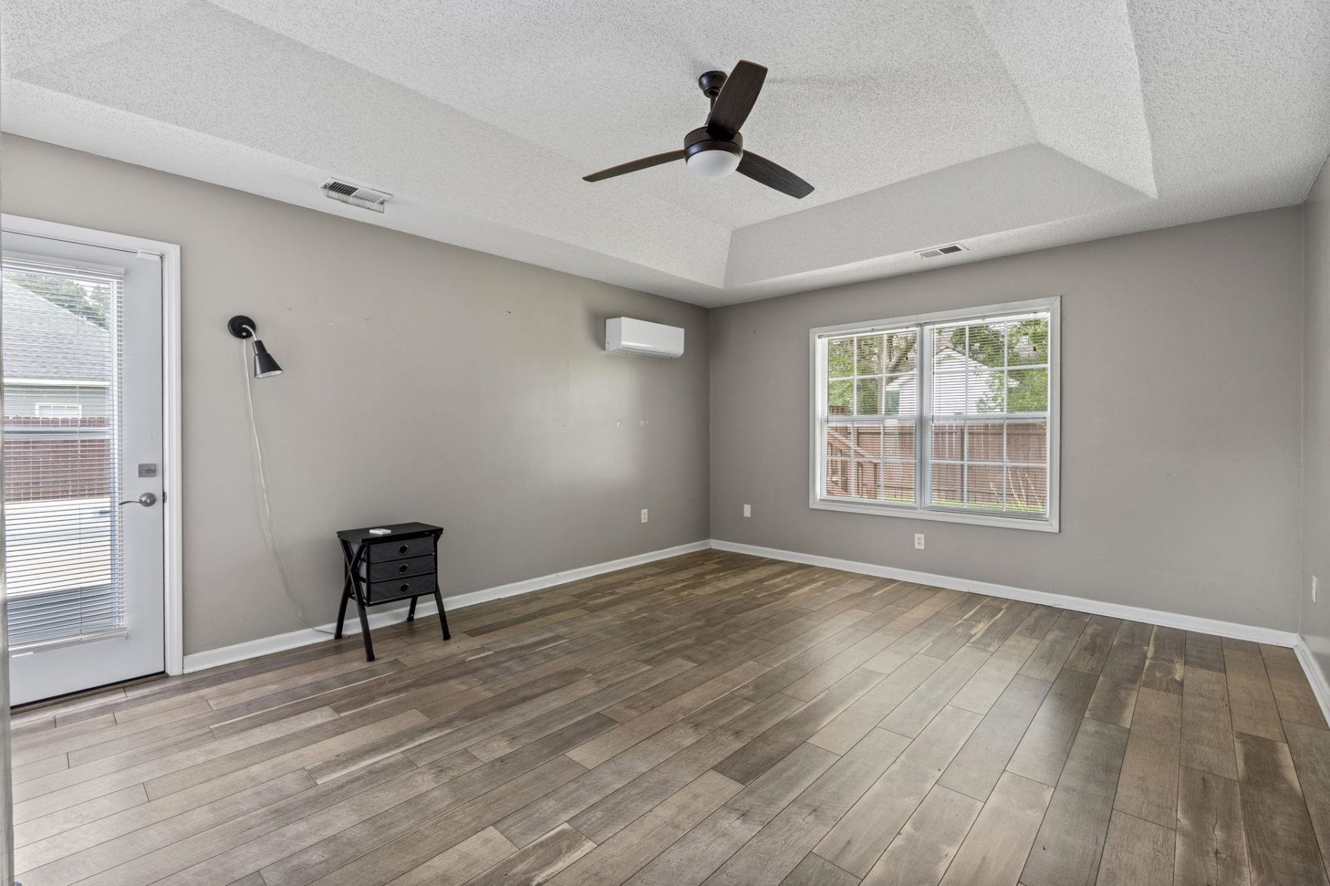 2295 Seaford Dr. Photo 22