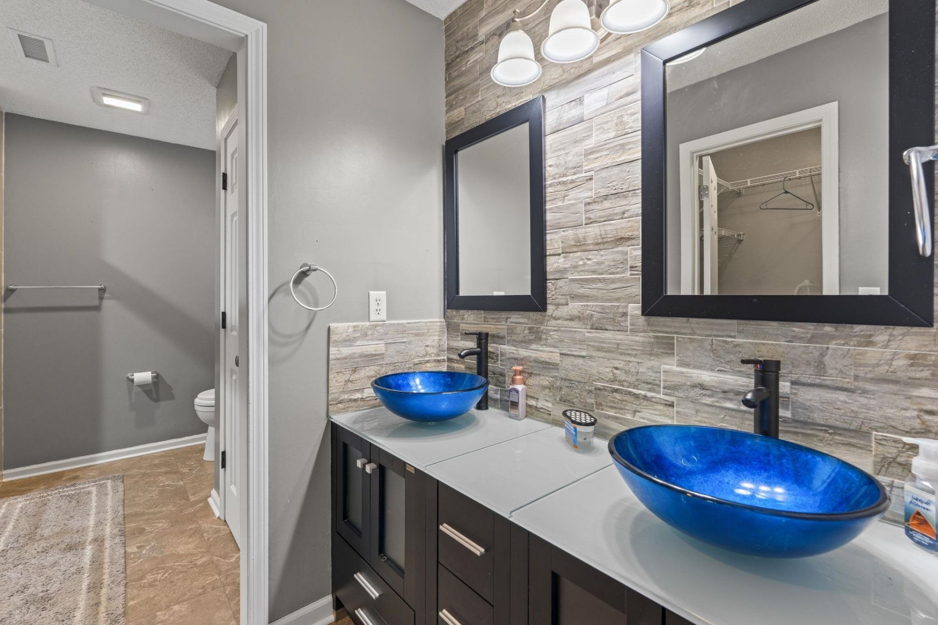 2295 Seaford Dr. Photo 25