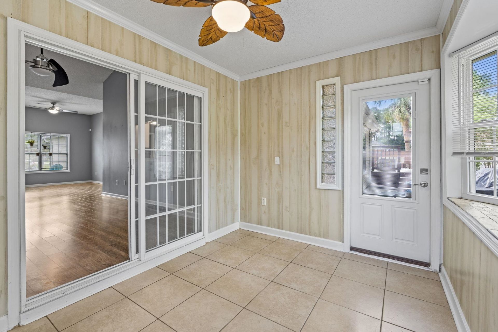 2295 Seaford Dr. Photo 38