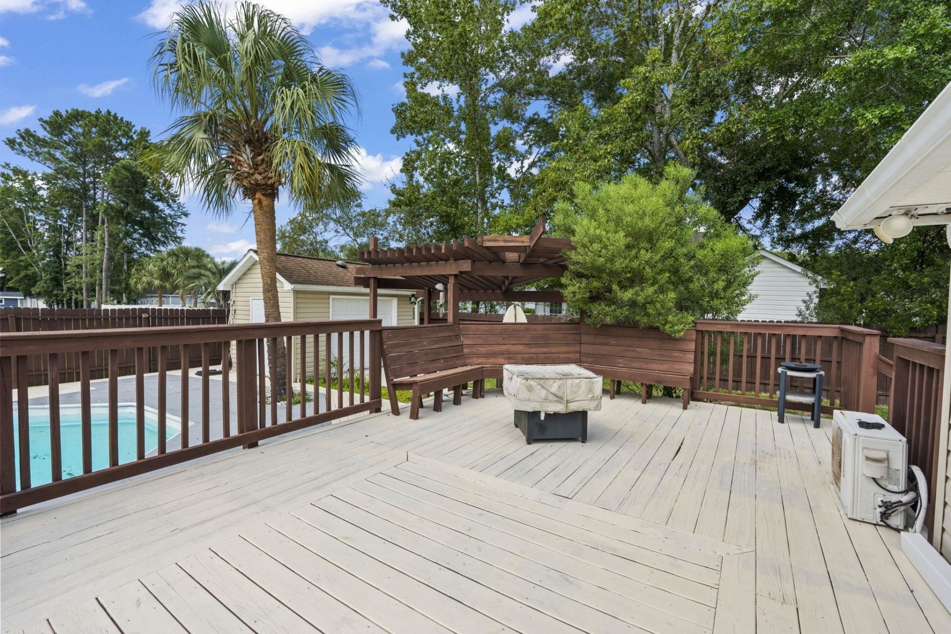 2295 Seaford Dr. Photo 39