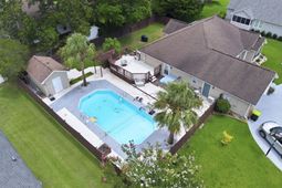 2295 Seaford Dr. photo 4