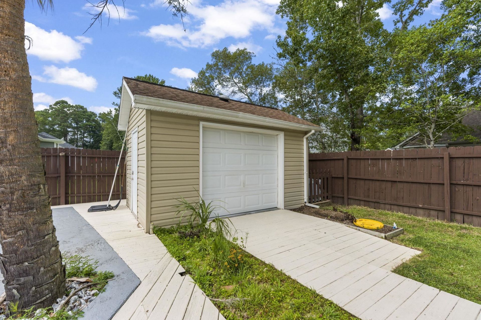 2295 Seaford Dr. Photo 41