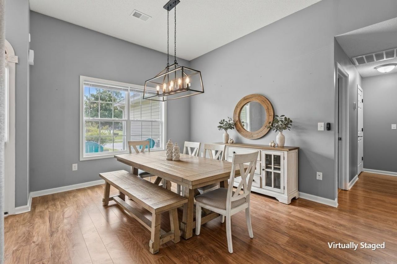 2295 Seaford Dr. Photo 8