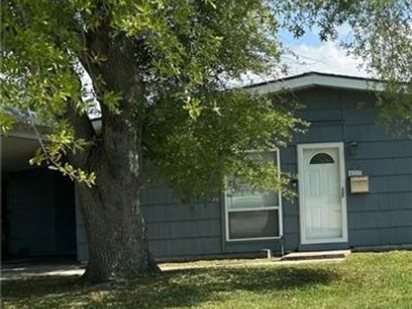 427 BLUEBONNET Street, Terrytown, LA 70056