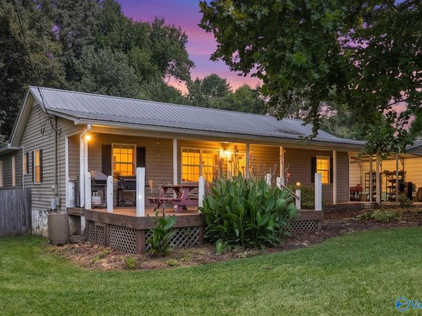 291 Edgehill Lane, Arab, AL 35016