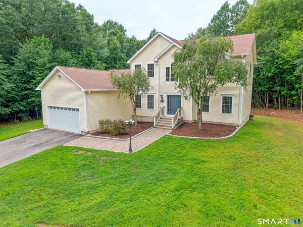 271 Forsyth, Salem, CT 06420