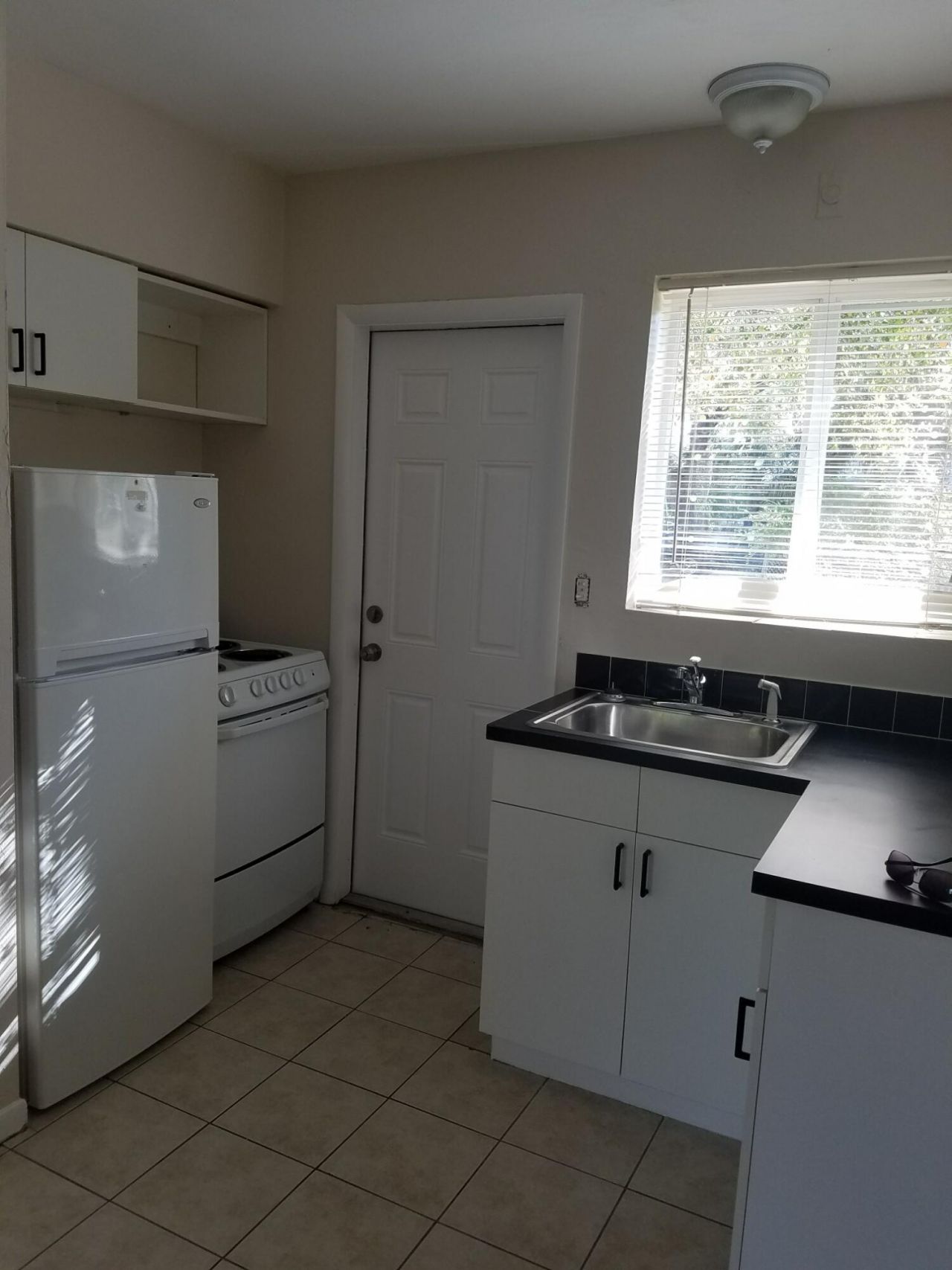 300 SW 10th Avenue, Fort Lauderdale, FL 33312 Photo