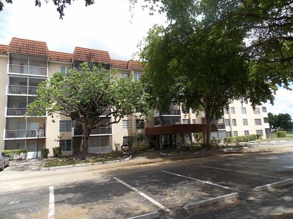4158 Inverrary Drive, Unit 106, Lauderhill, FL 33319