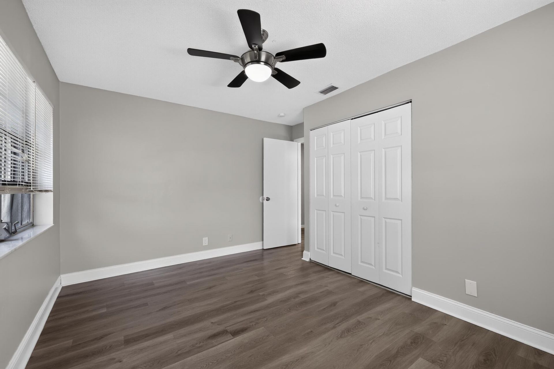 7823 NW 40th Street, Coral Springs, FL 33065 Photo