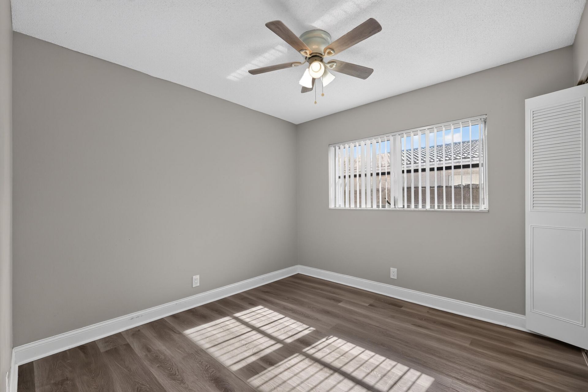 7823 NW 40th Street, Coral Springs, FL 33065 Photo