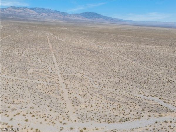 1401 W Coral Road , Pahrump, NV 89020