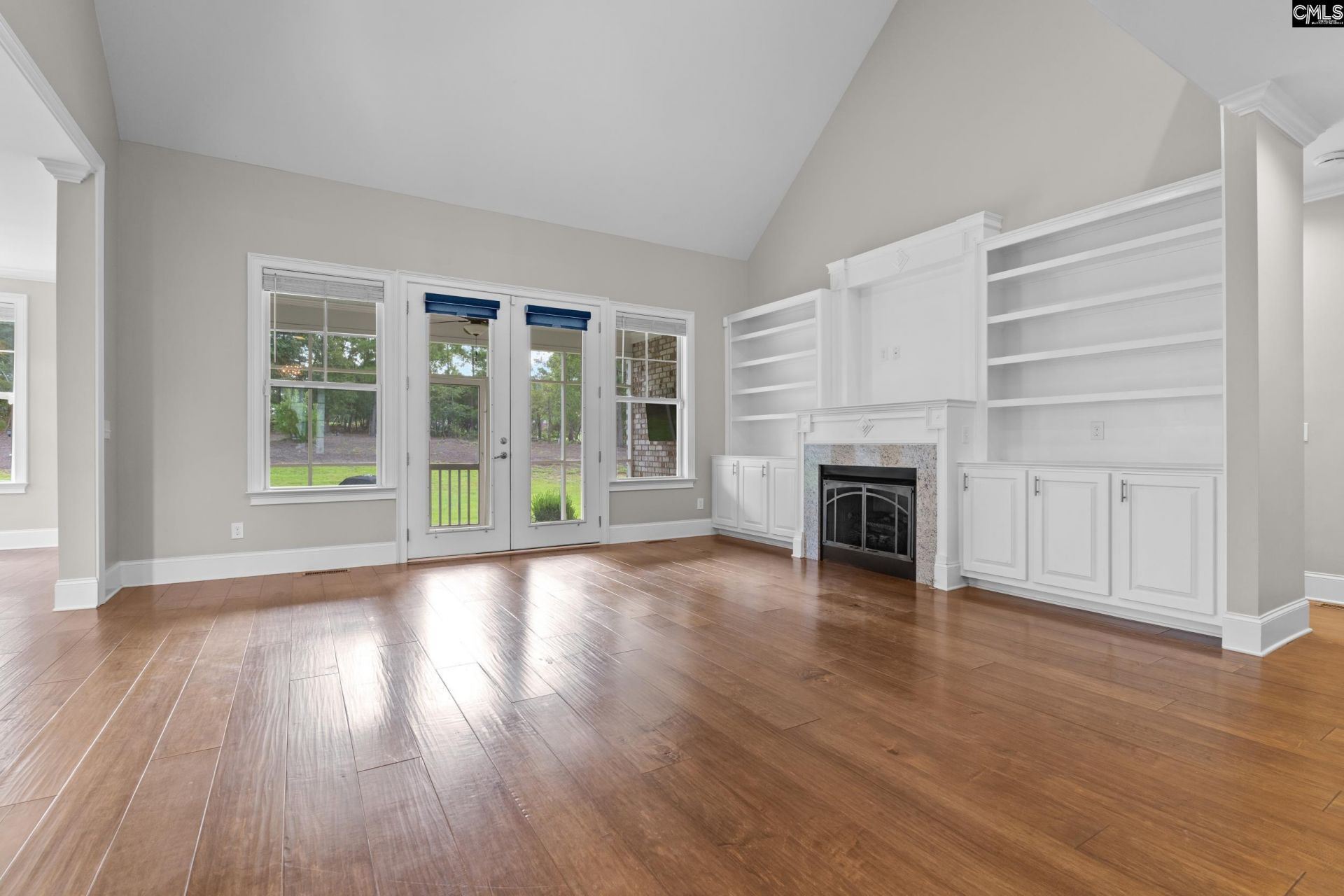 49 Sweetspire Drive Photo 10