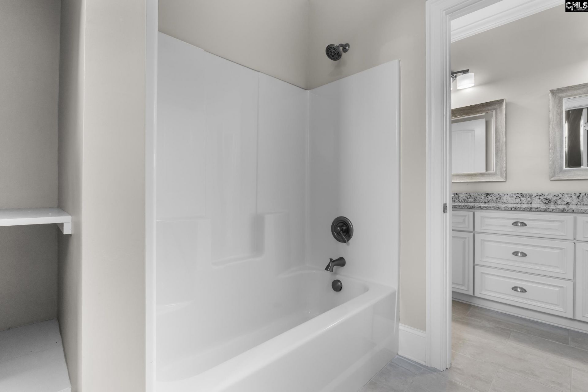 49 Sweetspire Drive Photo 42