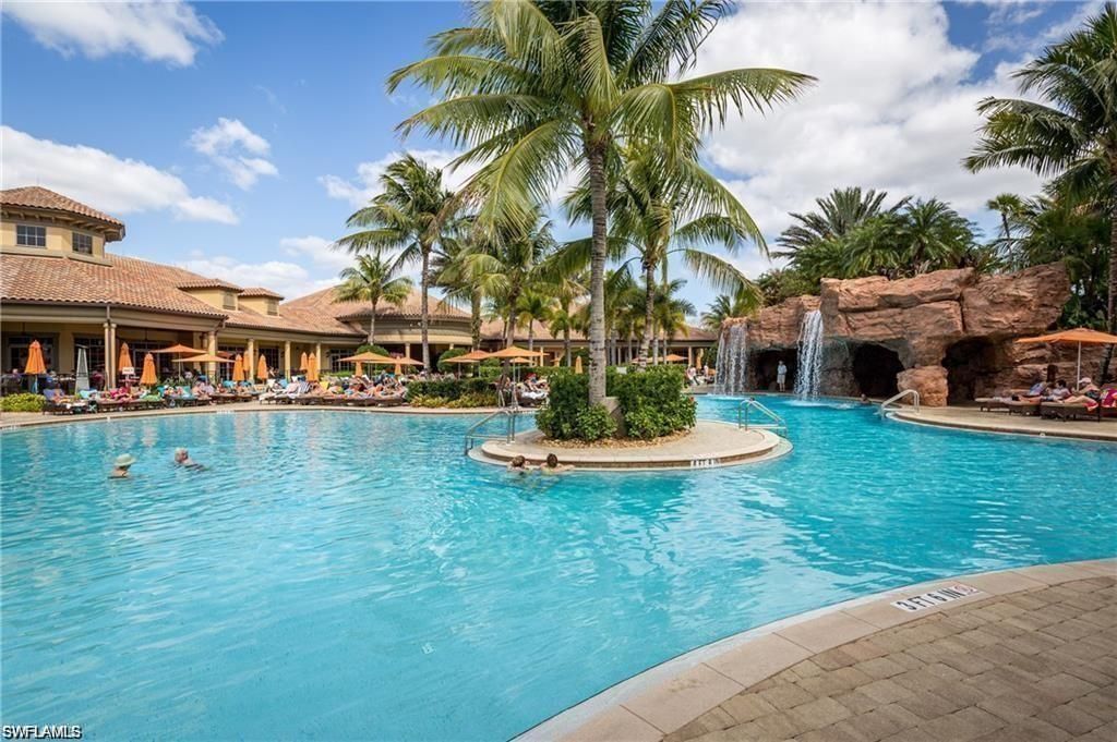 6821 Ascot Dr, Unit 202, Naples, FL 34113 Photo