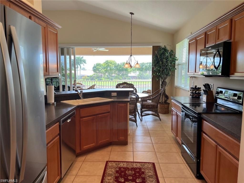 6821 Ascot Dr, Unit 202, Naples, FL 34113 Photo