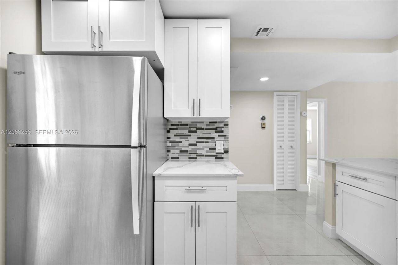 3200 N Palm Aire Dr , Unit 610, Pompano Beach, FL 33069 Photo
