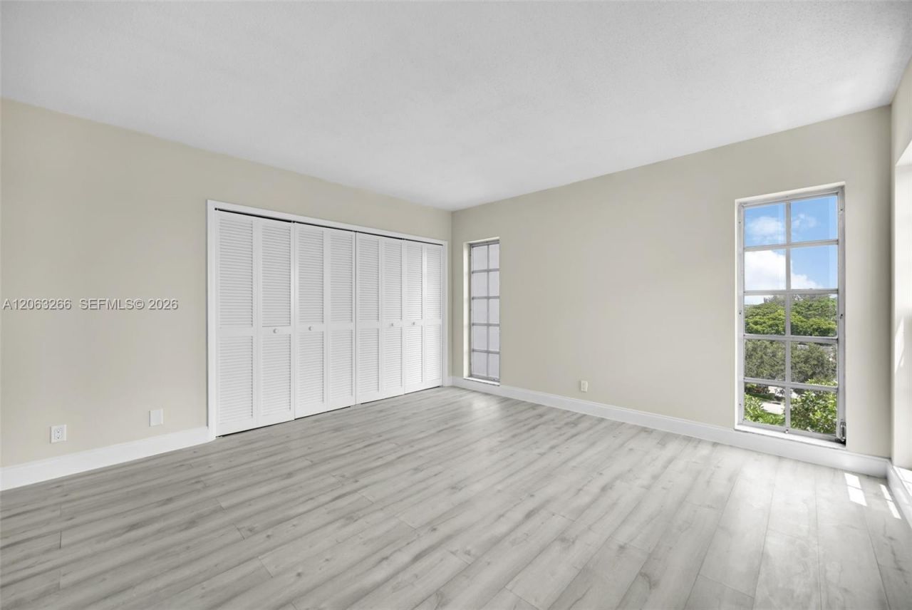 3200 N Palm Aire Dr , Unit 610, Pompano Beach, FL 33069 Photo