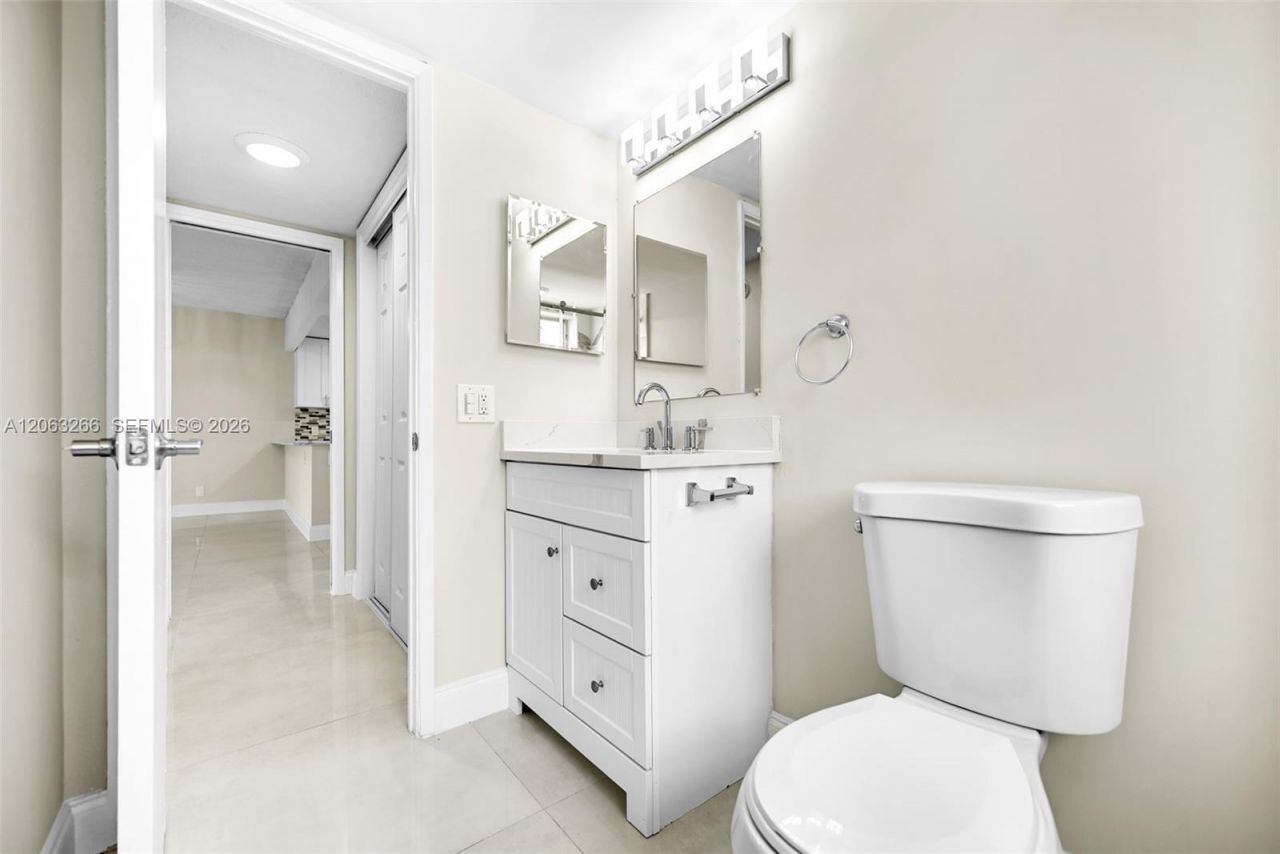 3200 N Palm Aire Dr , Unit 610, Pompano Beach, FL 33069 Photo