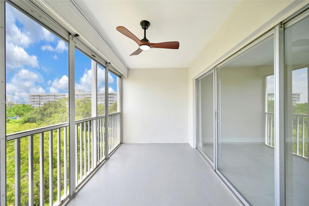 3200 N Palm Aire Dr , Unit 610, Pompano Beach, FL 33069 Photo
