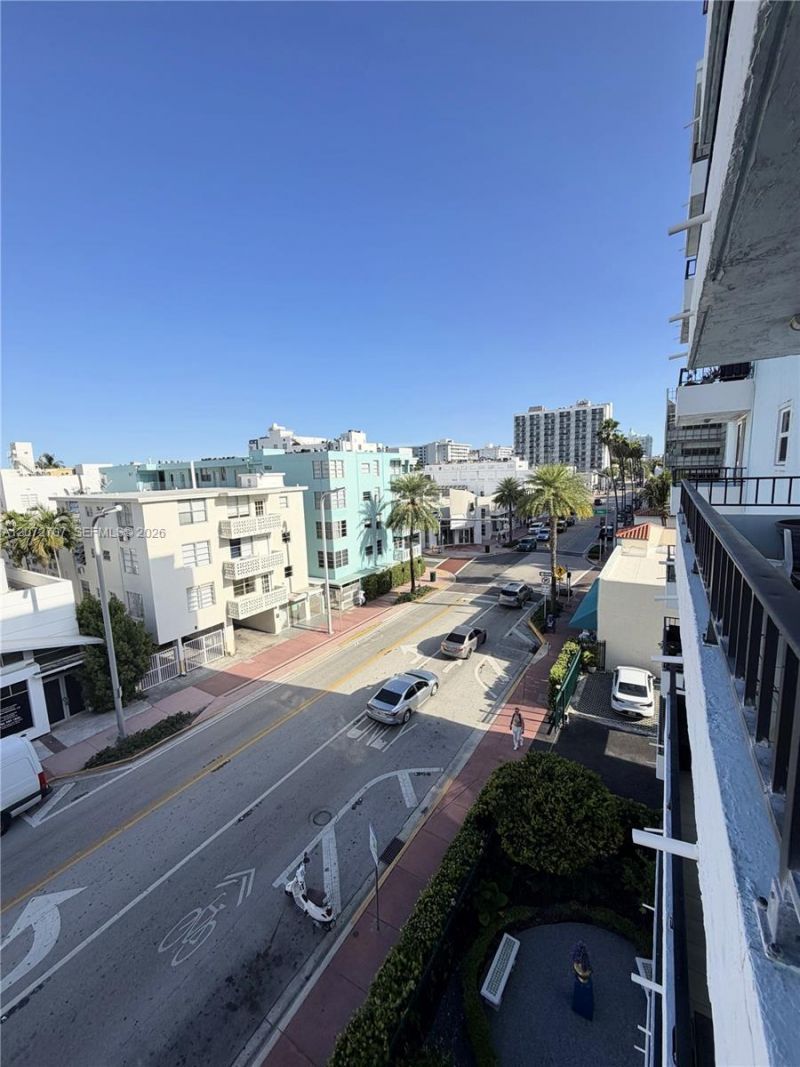 720 Collins Ave , Unit 502, Miami Beach, FL 33139 Photo