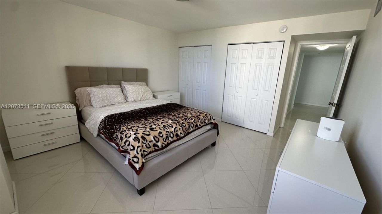 210 174th St , Unit 1119, Sunny Isles Beach, FL 33160 Photo