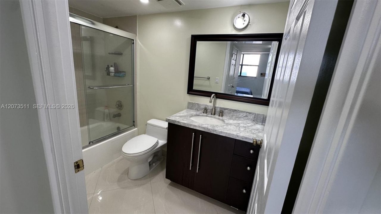 210 174th St , Unit 1119, Sunny Isles Beach, FL 33160 Photo