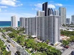 210 174th St , Unit 1119, Sunny Isles Beach, FL 33160 Photo