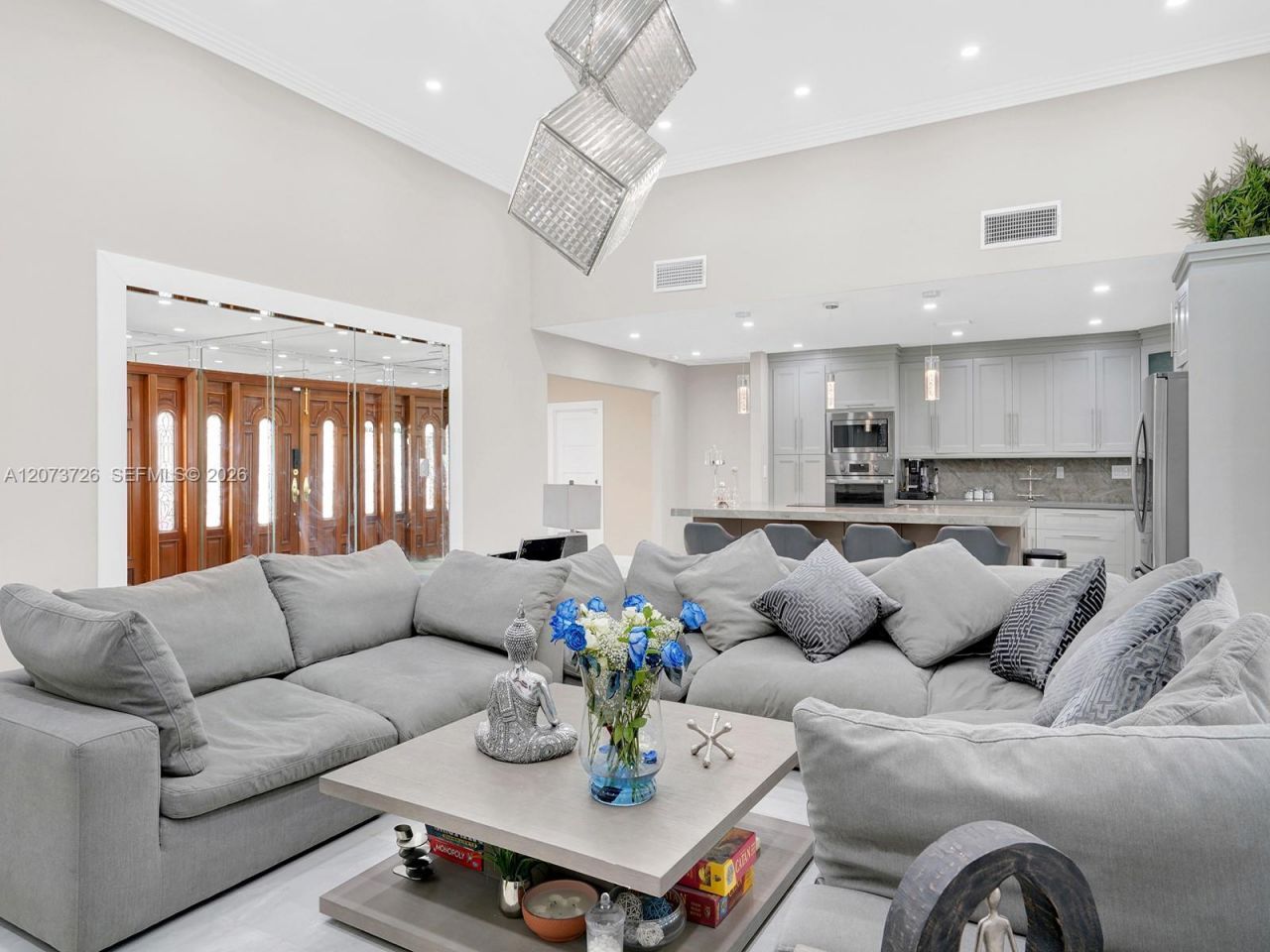 621 E Tropical Way , Plantation, FL 33317 Photo