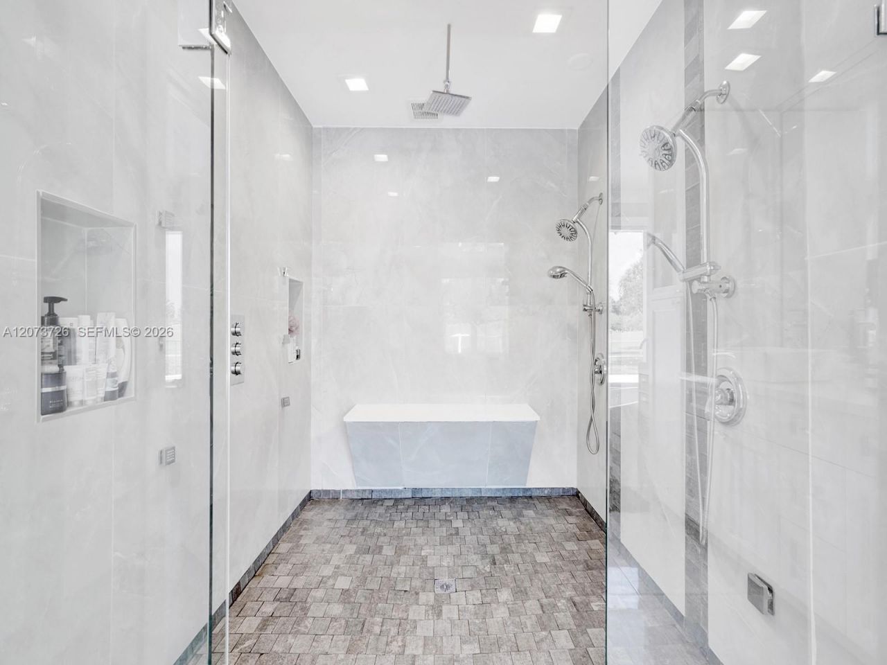 621 E Tropical Way , Plantation, FL 33317 Photo