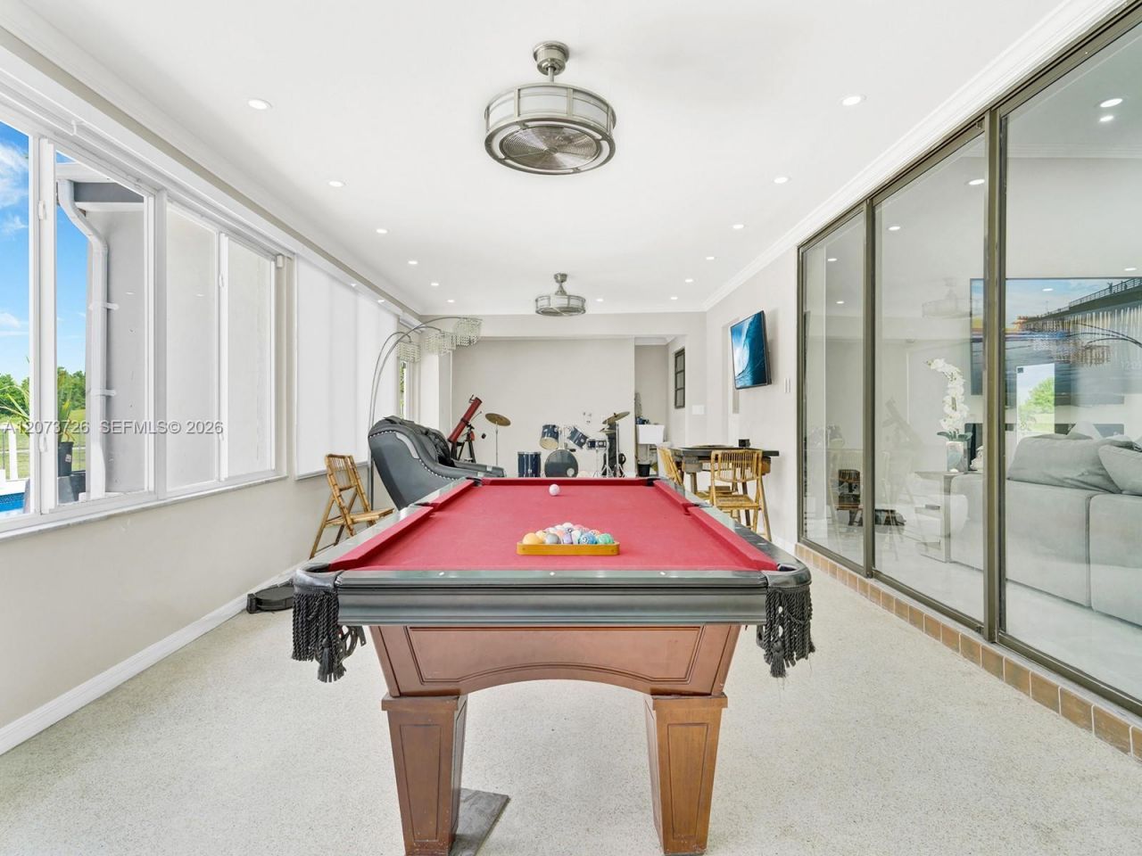 621 E Tropical Way , Plantation, FL 33317 Photo