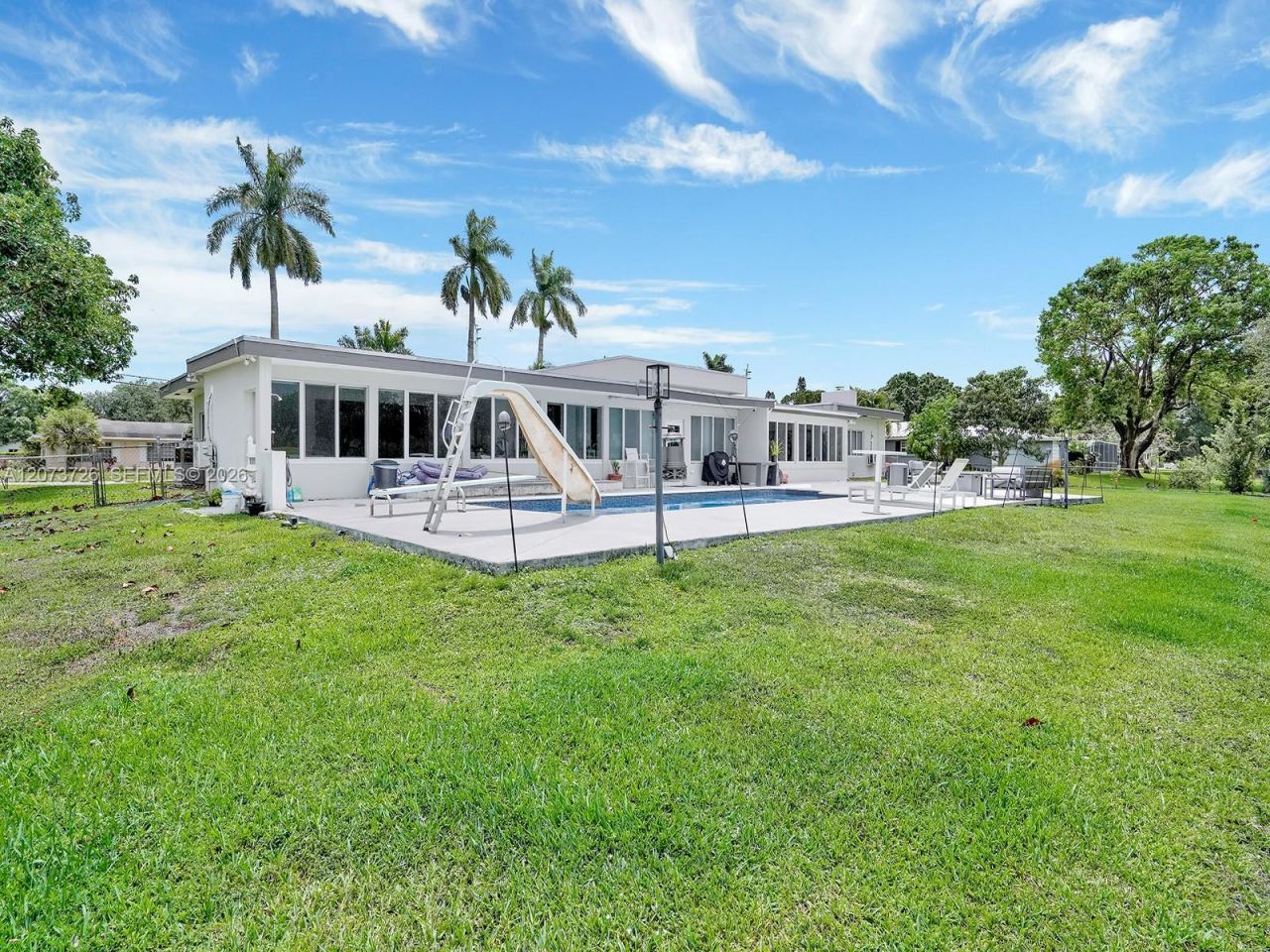 621 E Tropical Way , Plantation, FL 33317 Photo