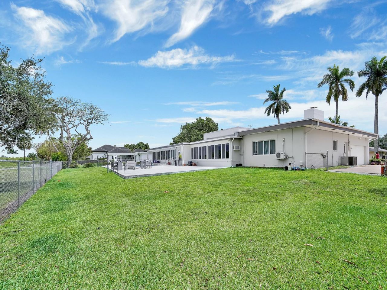 621 E Tropical Way , Plantation, FL 33317 Photo