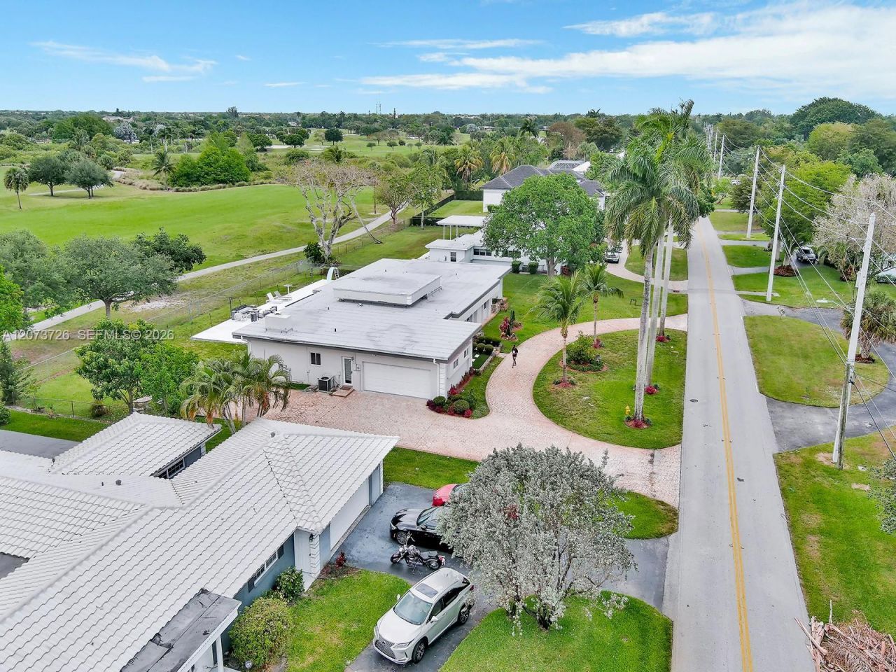 621 E Tropical Way , Plantation, FL 33317 Photo