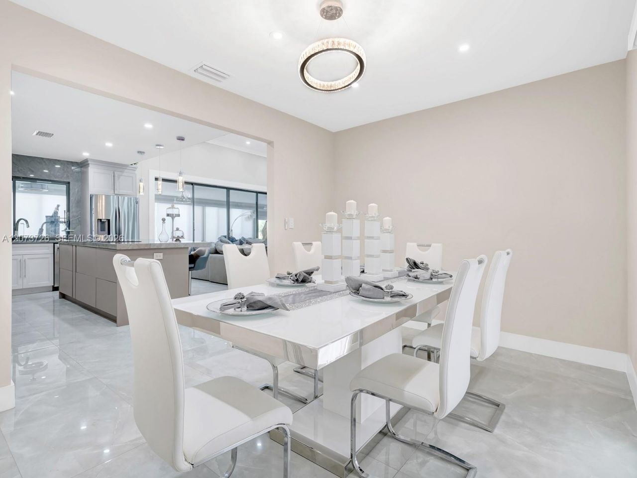 621 E Tropical Way , Plantation, FL 33317 Photo