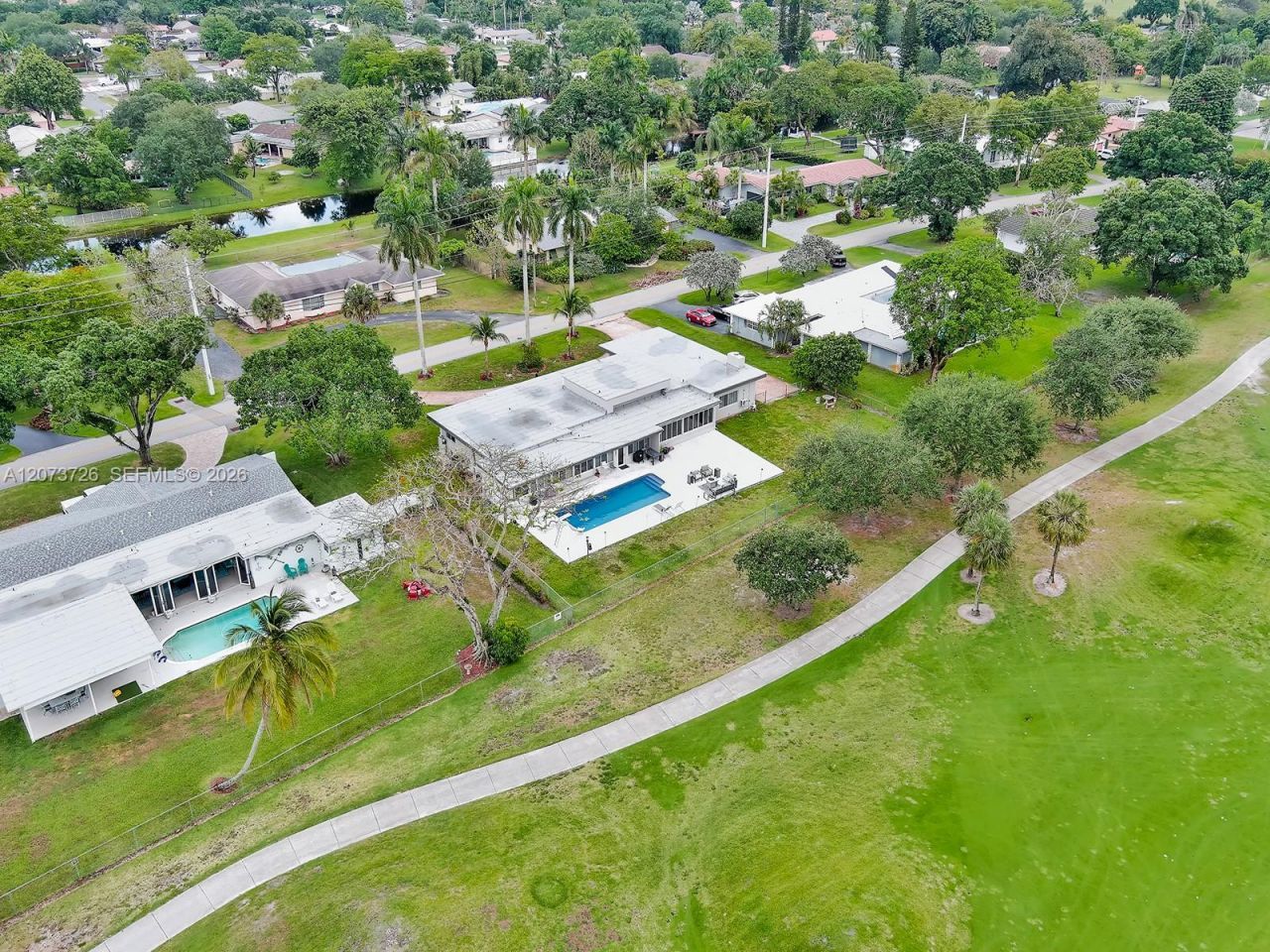621 E Tropical Way , Plantation, FL 33317 Photo