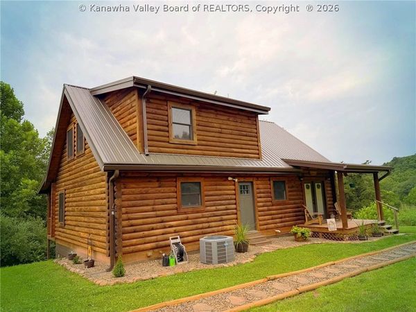 7837 Potters Creek Road, West Columbia, WV 25287
