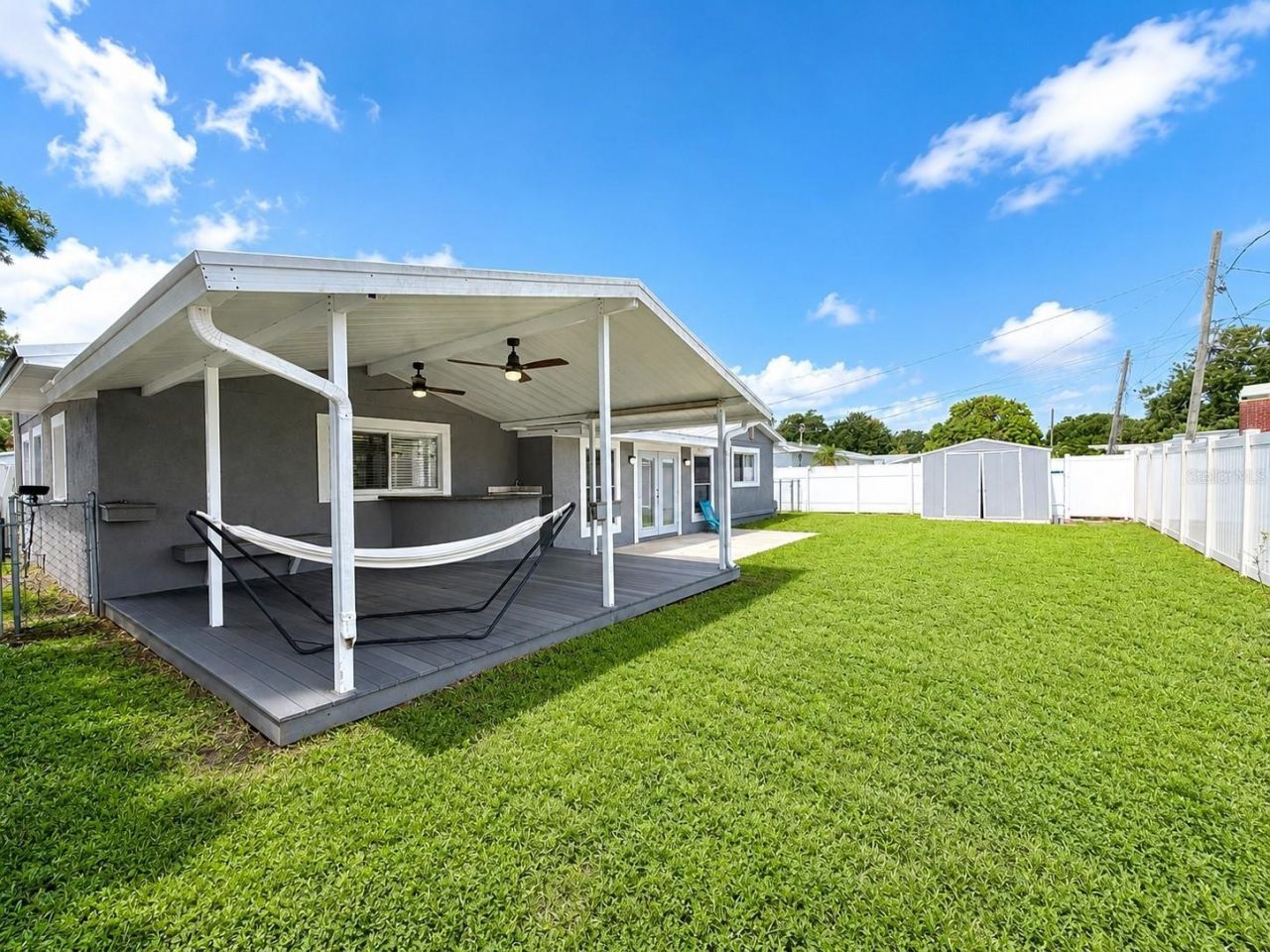6949 31st Avenue N, Saint Petersburg, FL 33710 Photo