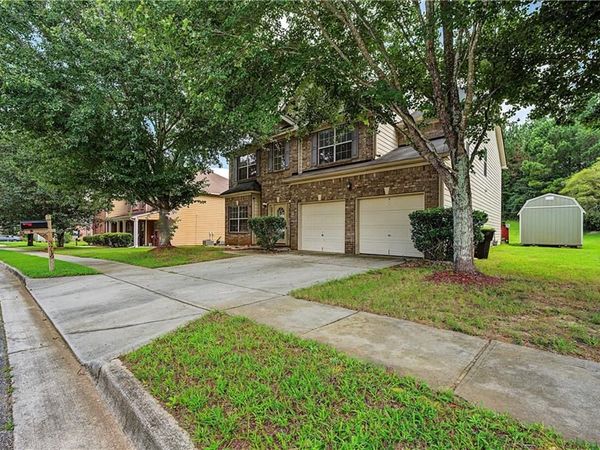 3719 Big Horn Court , Ellenwood, GA 30294