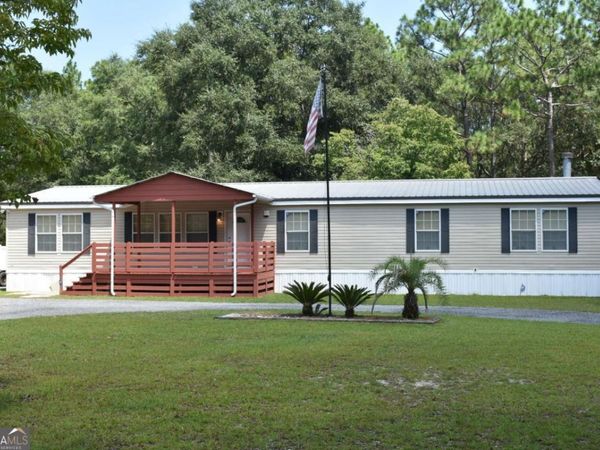 1438 Fannie Head Road, Jesup, GA 31545
