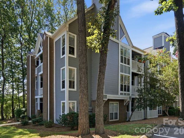 2510 Cranbrook Lane, Unit 6, Charlotte, NC 28207
