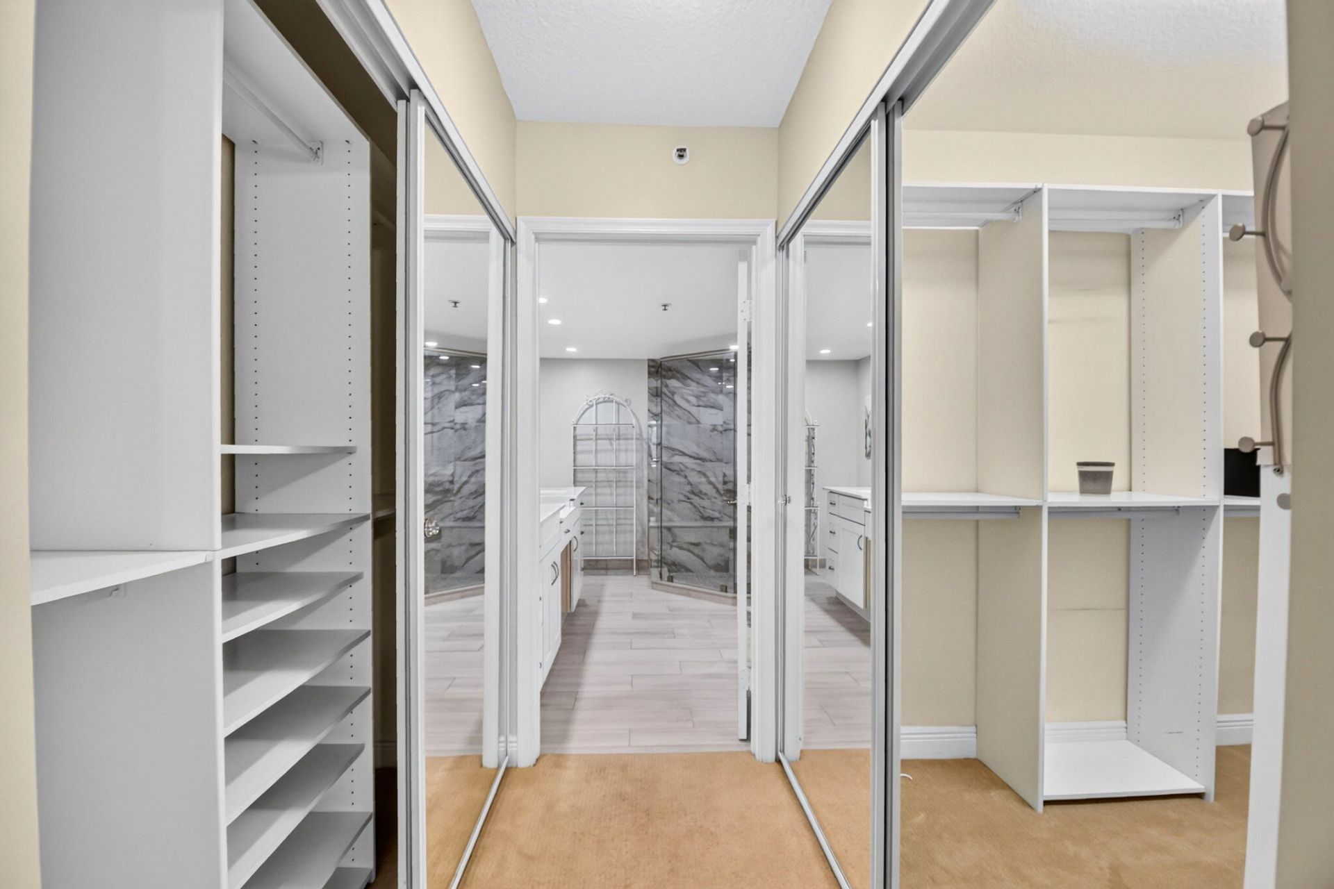 12511 Imperial Isle Drive, Unit 205, Boynton Beach, FL 33437 Photo